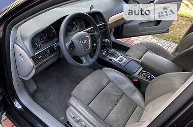 Седан Audi A6 2004 в 