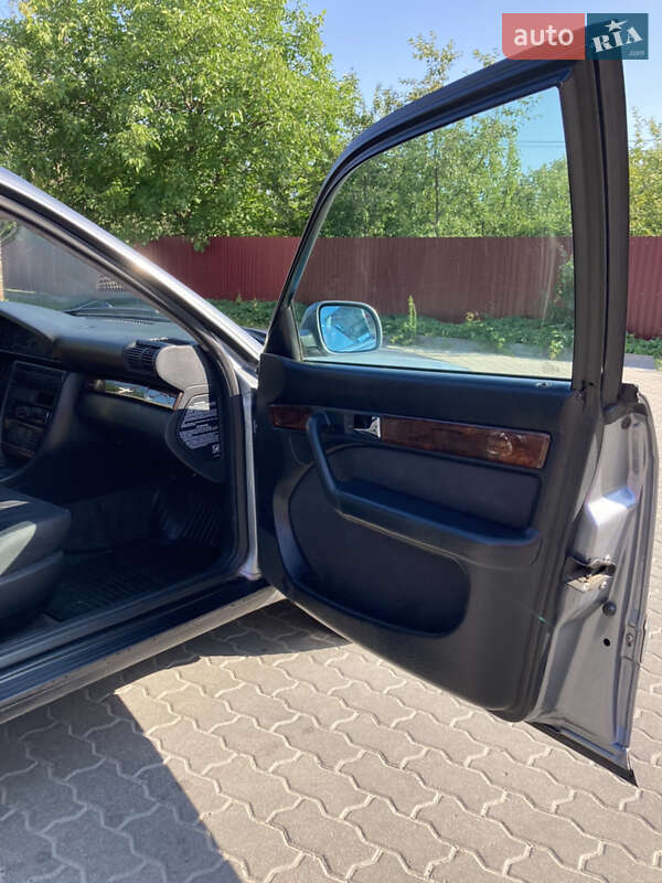 Універсал Audi A6 1996 в Львові
