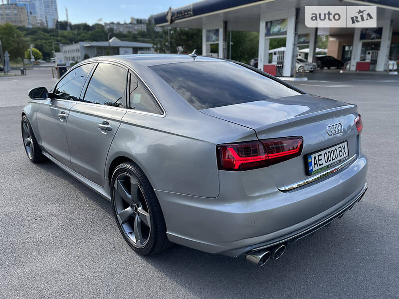 Седан Audi A6 2015 в Дніпрі