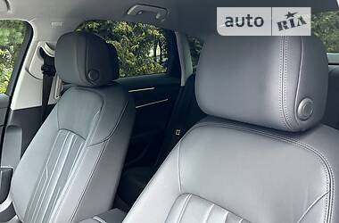 Седан Audi A6 2018 в 