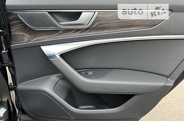 Седан Audi A6 2018 в 