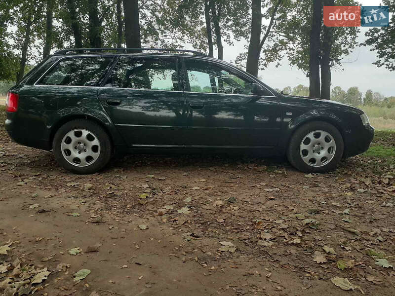 Универсал Audi A6 2003 в Саврани