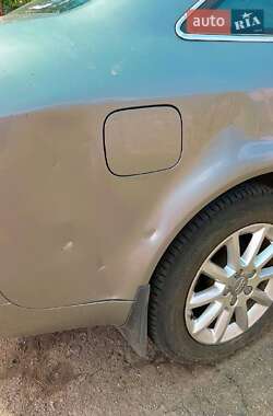 Седан Audi A6 2004 в Еланце