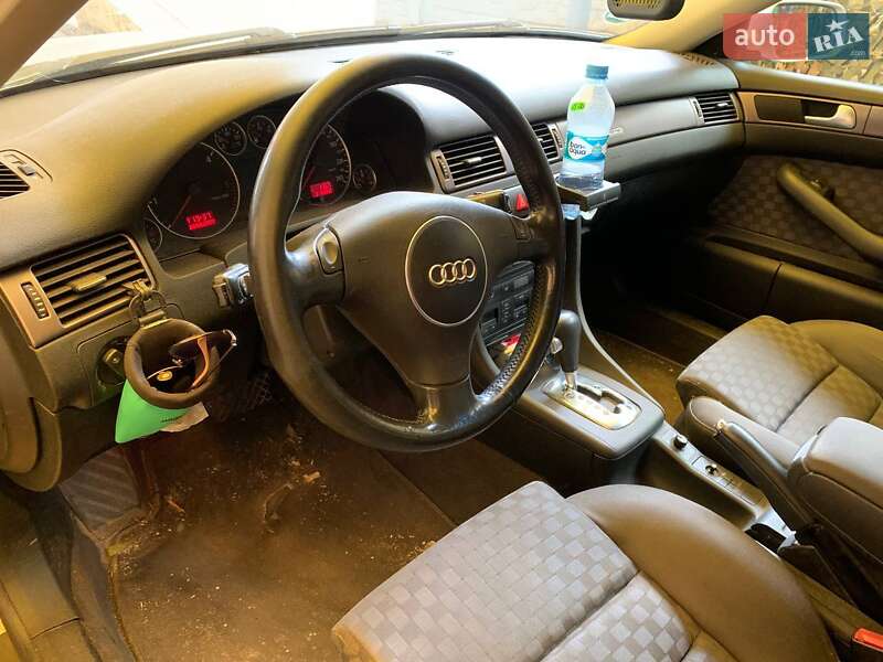 Универсал Audi A6 2004 в Харькове