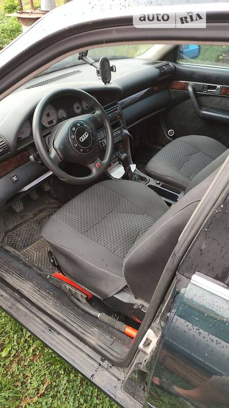 Универсал Audi A6 1996 в Умани