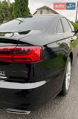Седан Audi A6 2015 в 