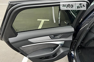 Универсал Audi A6 2018 в 