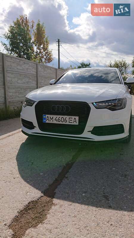 Седан Audi A6 2013 в Киеве