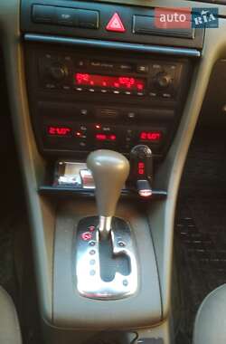 Универсал Audi A6 2002 в 