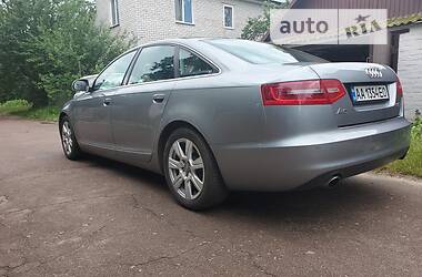Седан Audi A6 2010 в 
