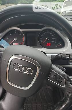 Седан Audi A6 2010 в 