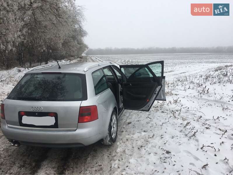 Универсал Audi A6 2001 в Раздельной