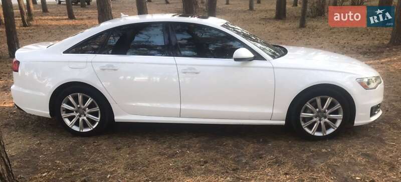 Седан Audi A6 2015 в Харькове