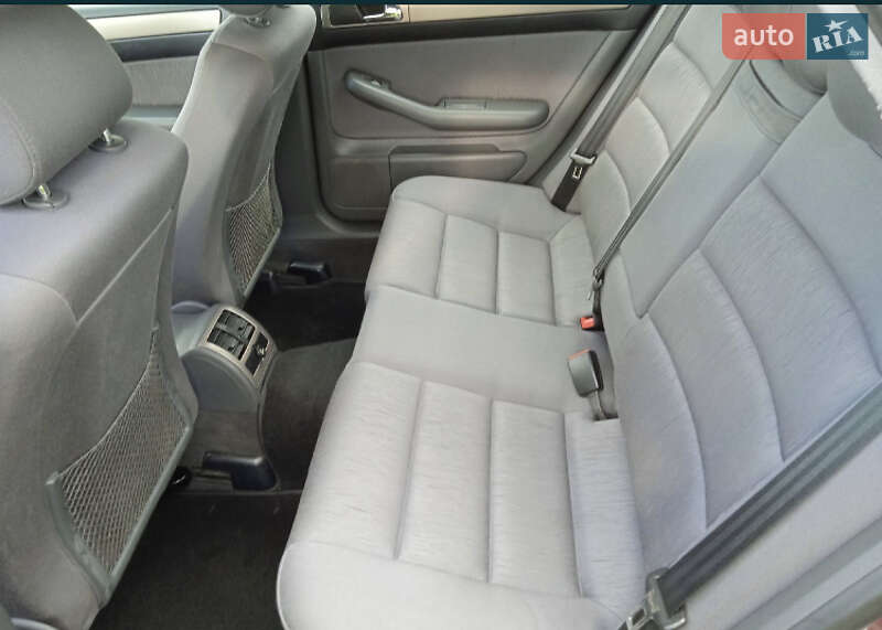 Седан Audi A6 1999 в Чернигове
