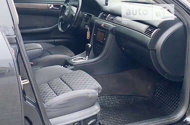 Універсал Audi A6 2000 в 