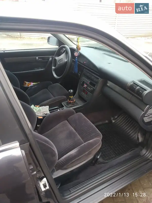 Audi A6 1996 VIN WAUZZZ4AZTN064352 фото оголошення 24 з 54