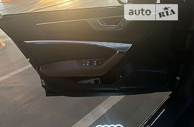 Седан Audi A6 2019 в 