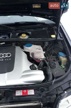 Универсал Audi A6 2001 в Рахове