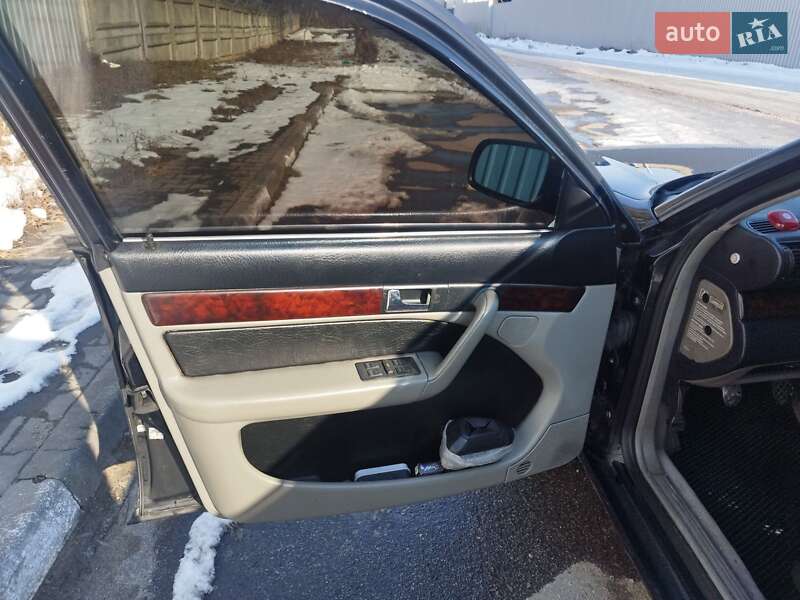 Универсал Audi A6 1996 в Стрые