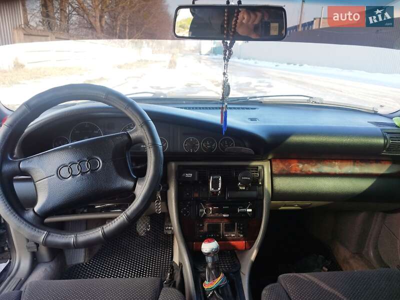 Универсал Audi A6 1996 в Стрые