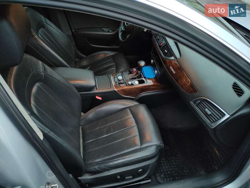 Седан Audi A6 2011 в Измаиле