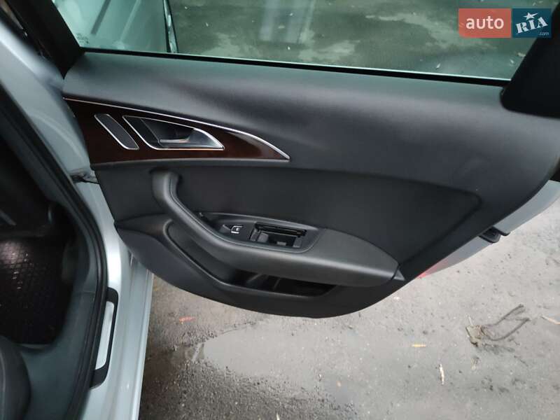 Седан Audi A6 2011 в Измаиле