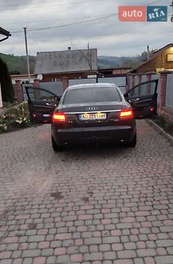 Седан Audi A6 2005 в Рахове