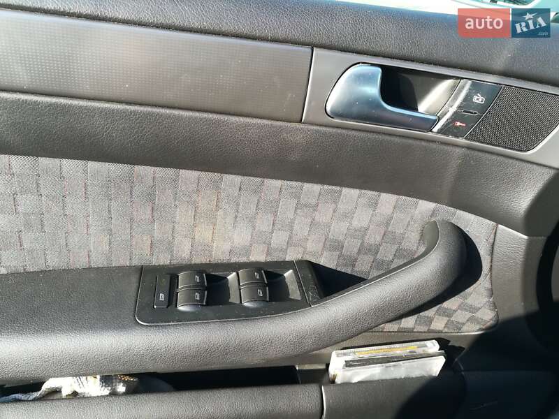 Седан Audi A6 2002 в Вознесенске