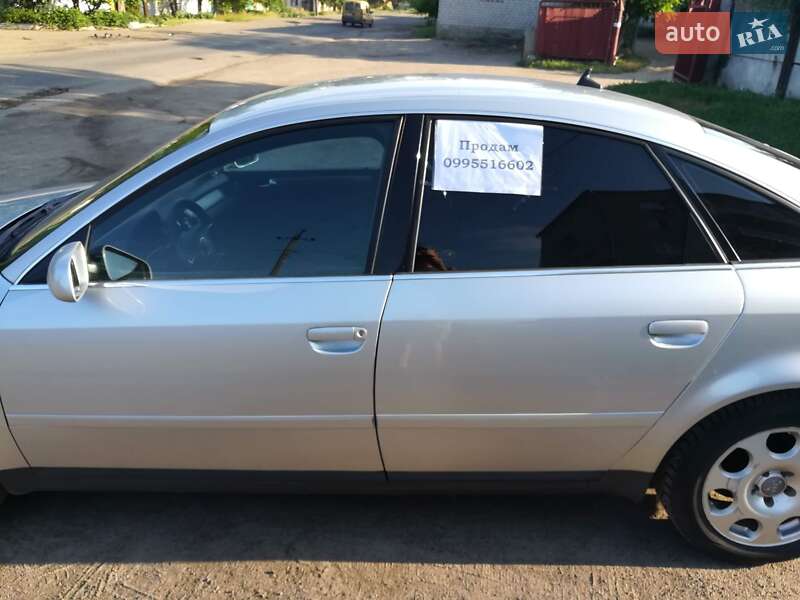 Седан Audi A6 2002 в Вознесенске