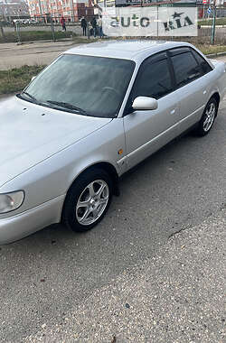 Седан Audi A6 1995 в 