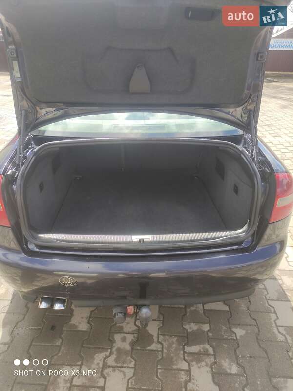 Седан Audi A6 2002 в Черновцах