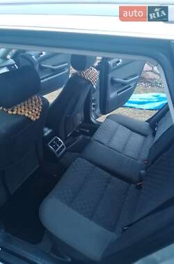 Универсал Audi A6 2004 в Сарнах