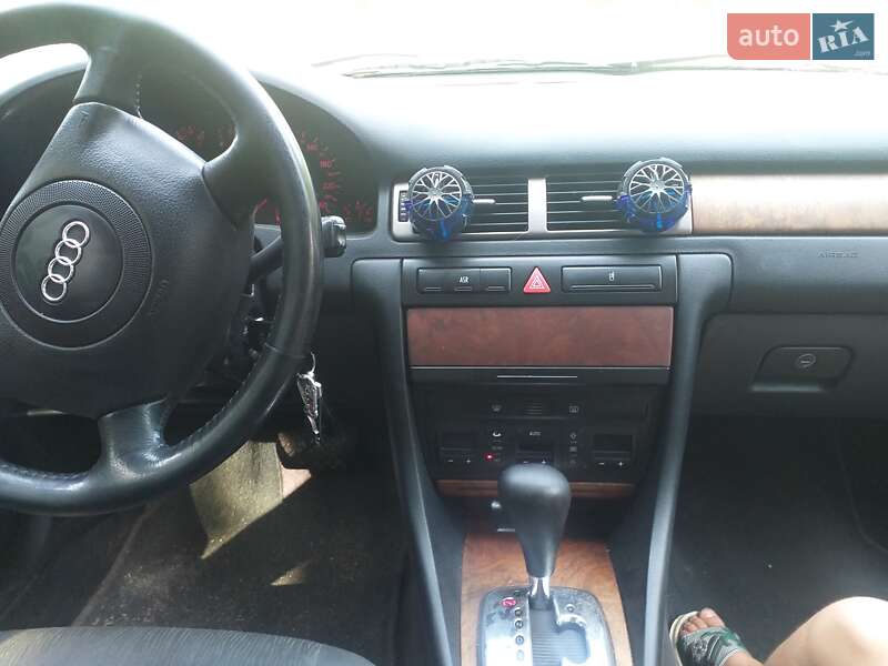 Седан Audi A6 1998 в Запорожье
