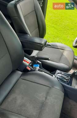 Седан Audi A6 1995 в 