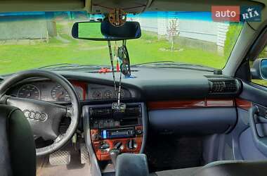 Седан Audi A6 1995 в 