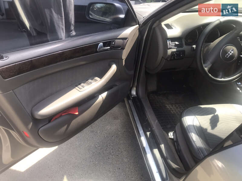 Седан Audi A6 2002 в Ирпене