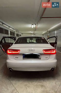 Седан Audi A6 2014 в 