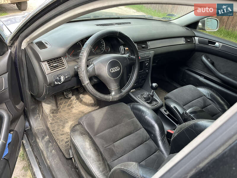 Универсал Audi A6 2004 в Бобровице