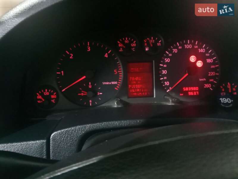 Седан Audi A6 1998 в Сокале