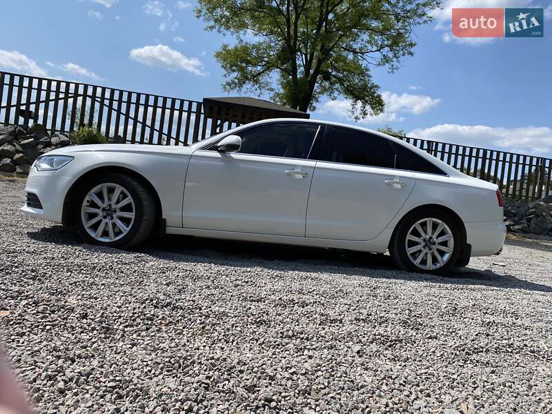 Седан Audi A6 2013 в Львове