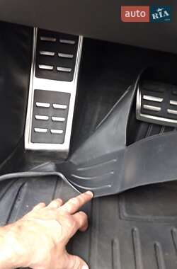 Седан Audi A6 2015 в 