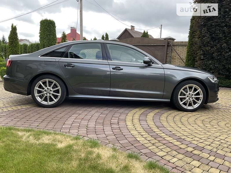 Седан Audi A6 2015 в Луцке