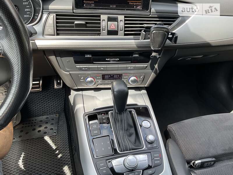 Седан Audi A6 2015 в Луцке