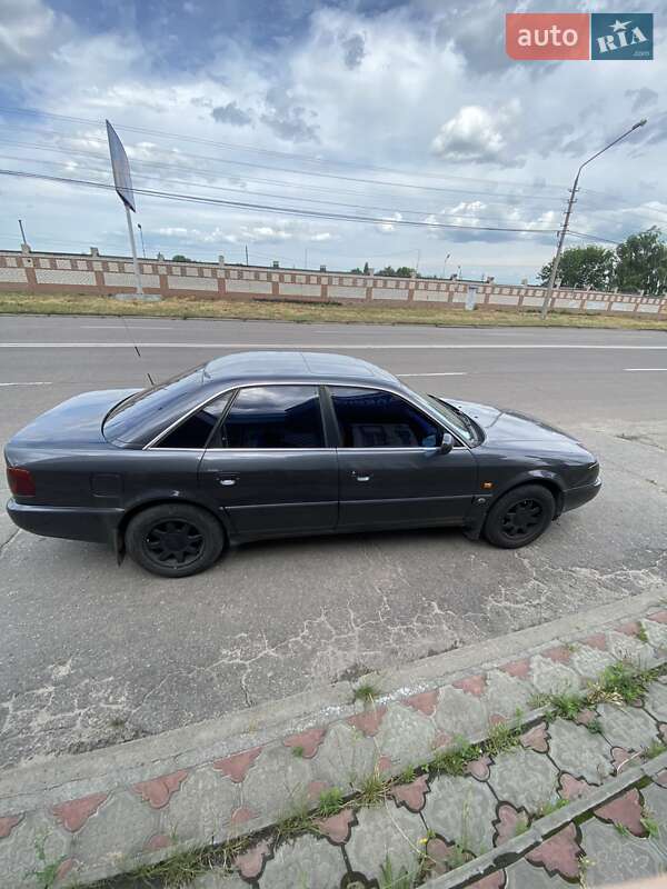 Седан Audi A6 1995 в Кременчуге
