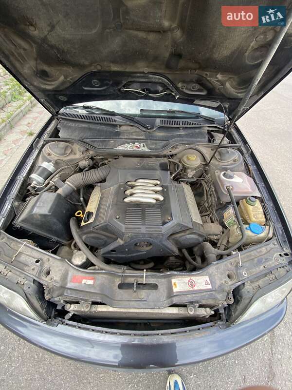 Седан Audi A6 1995 в Кременчуге