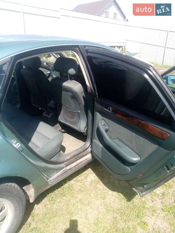 Седан Audi A6 1999 в Чуднове