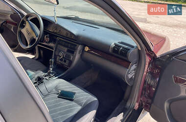 Седан Audi A6 1996 в Рава-Русской