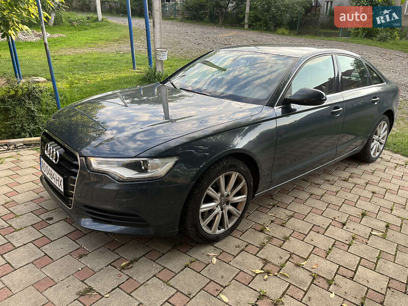 Седан Audi A6 2011 в Ужгороде
