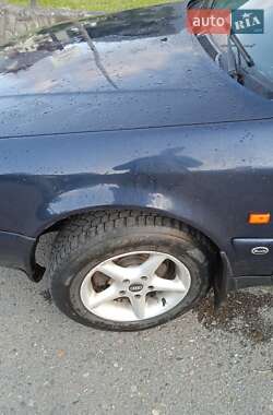 Седан Audi A6 1995 в Вижнице