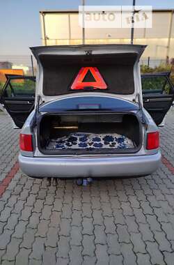 Седан Audi A6 1996 в Ивано-Франковске